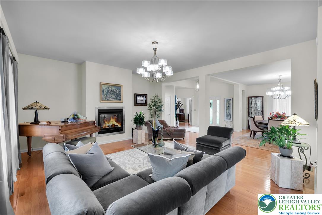 61 Mountain Road Sugarloaf, PA 18249 - Photo 11 of 63