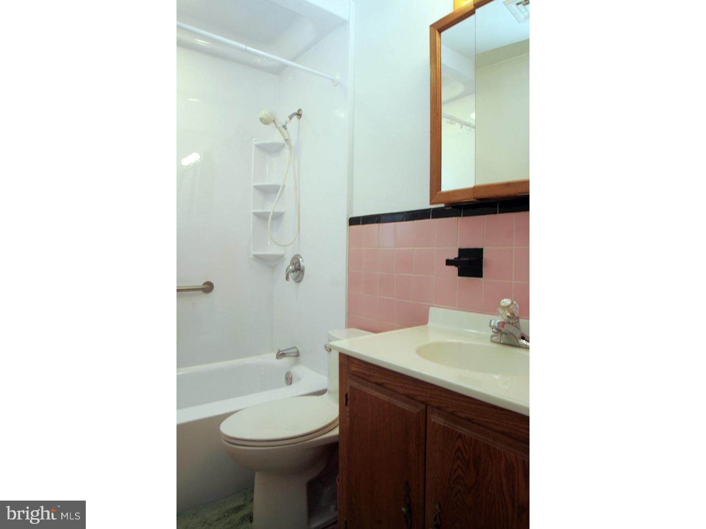 205 Taylor Road Wilmington, DE 19804 - Photo 12 of 18 Bathroom