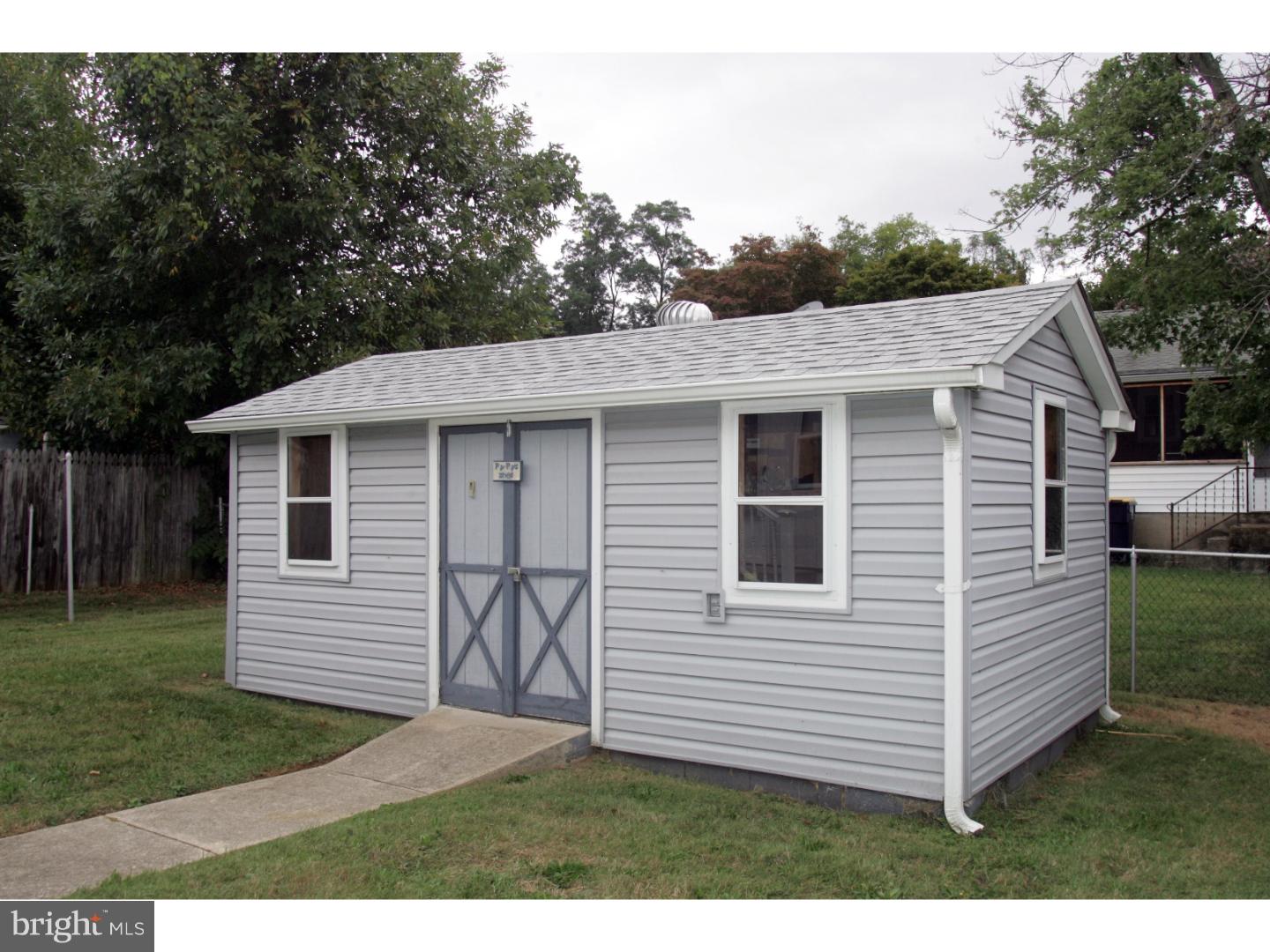 205 Taylor Road Wilmington, DE 19804 - Photo 17 of 18 Storage Shed