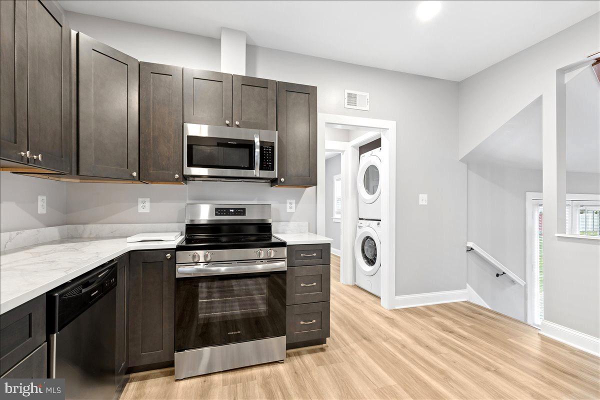 1621 Bentley Road Edgewater, MD 21037 - Photo 4 of 17