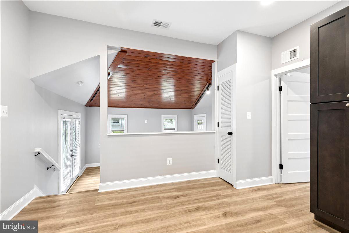 1621 Bentley Road Edgewater, MD 21037 - Photo 8 of 17
