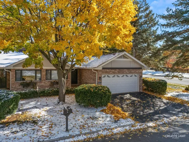 $375,000 | 101 Villa Way, Bloomingdale, IL 60108