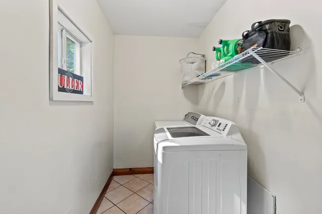 $289,900 | 12095 Dubois Drive, Stanwood, MI 49346