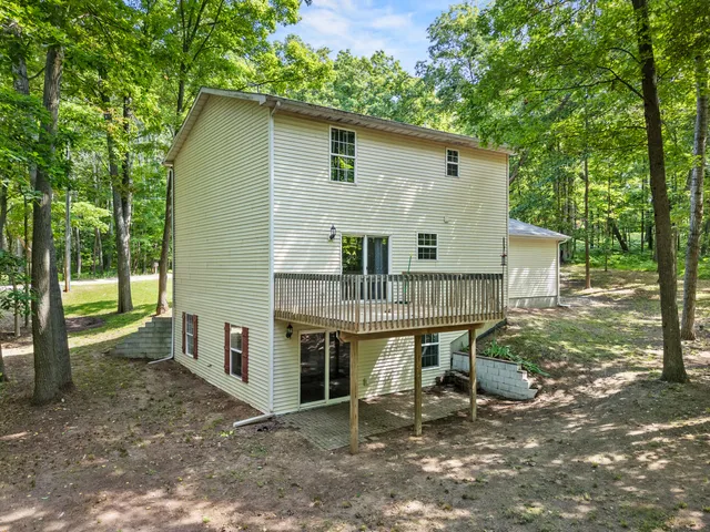 $289,900 | 12095 Dubois Drive, Stanwood, MI 49346