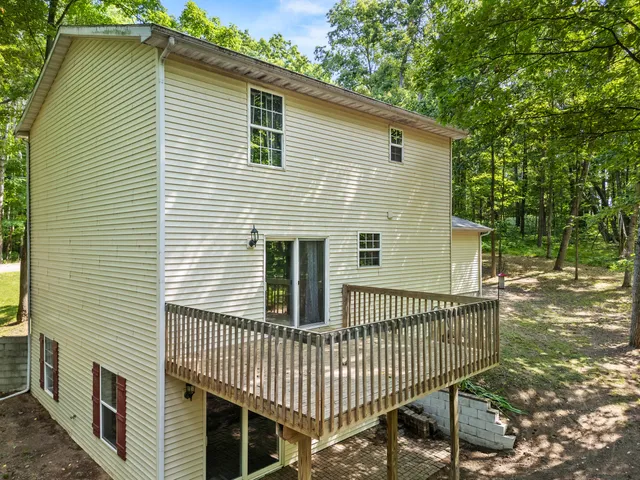 $289,900 | 12095 Dubois Drive, Stanwood, MI 49346