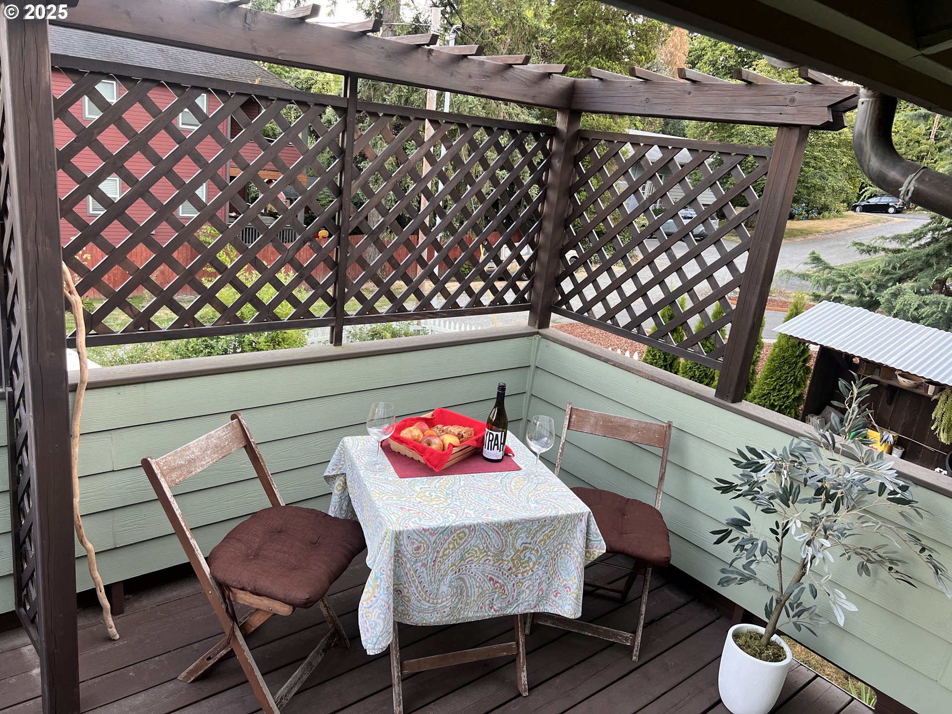 7149 Southwest 3rd Avenue Portland, OR 97219 - Photo 37 of 42