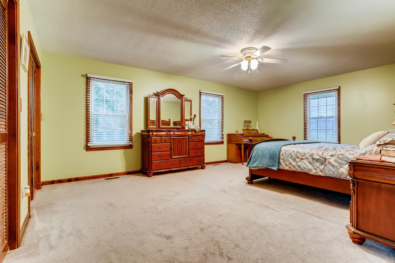 2501 Koring Road Evansville, IN 47720 - Photo 15 of 36 Gallery Image 15