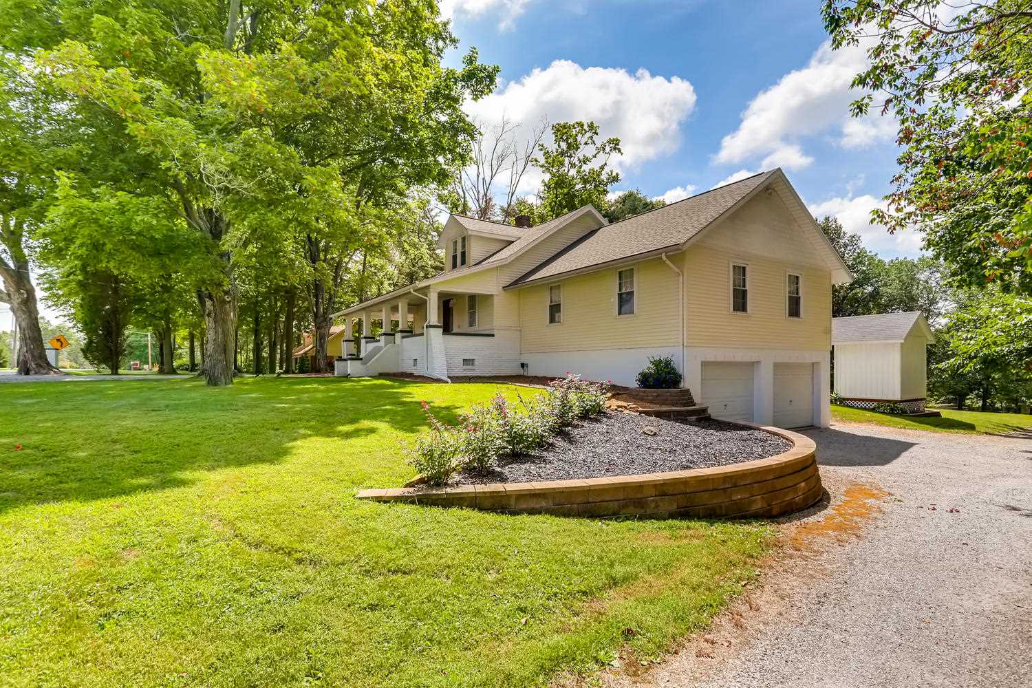 2501 Koring Road Evansville, IN 47720 - Photo 3 of 36 Gallery Image 3