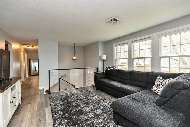 $465,000 | 541 Pickering Street, Manchester, NH 03104