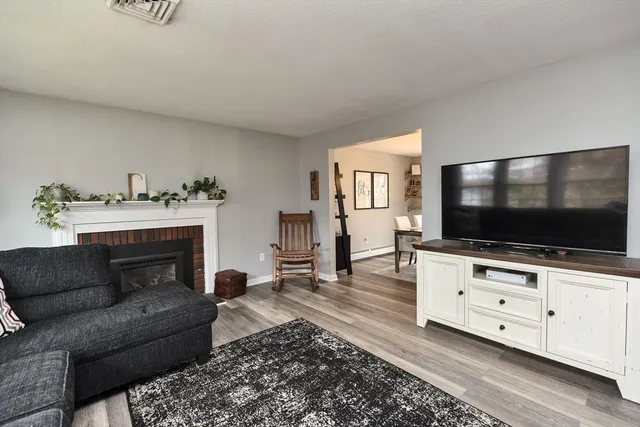 $465,000 | 541 Pickering Street, Manchester, NH 03104