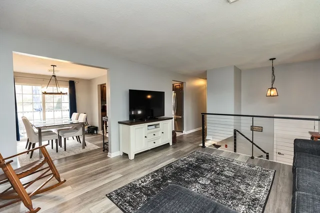 $465,000 | 541 Pickering Street, Manchester, NH 03104