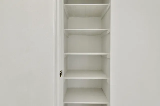 $485,000 | 431 Northeast Julia Court, Jensen Beach, FL 34957