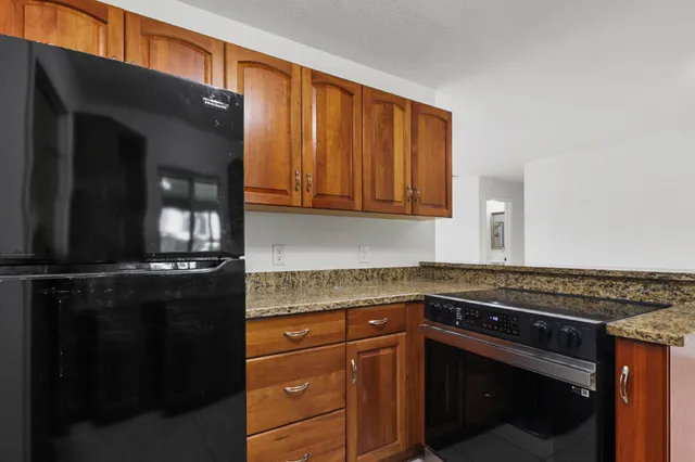 $485,000 | 431 Northeast Julia Court, Jensen Beach, FL 34957