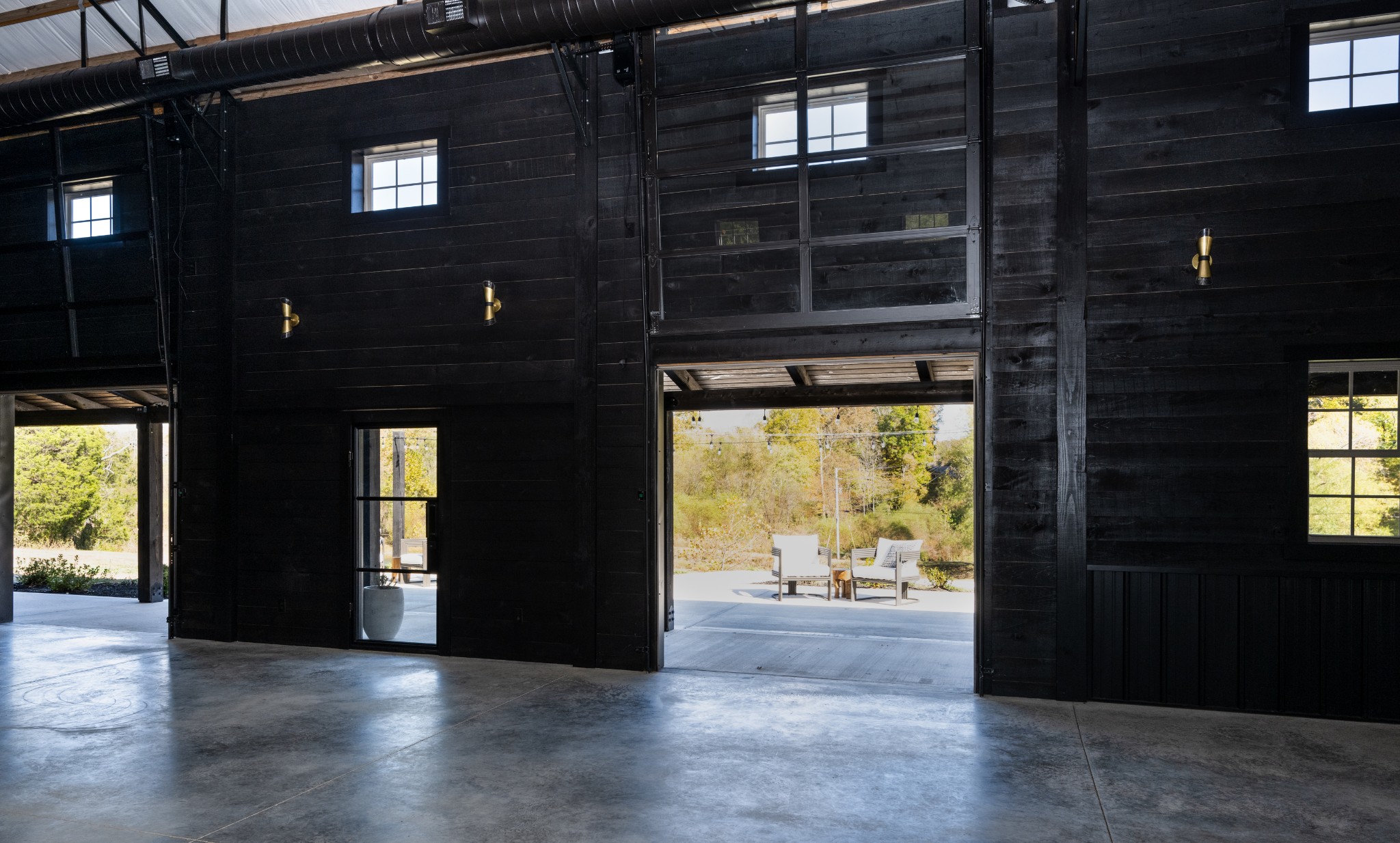 232 Waterloo Road Lawrenceburg, TN 38464 - Photo 19 of 46 a view of an entryway door