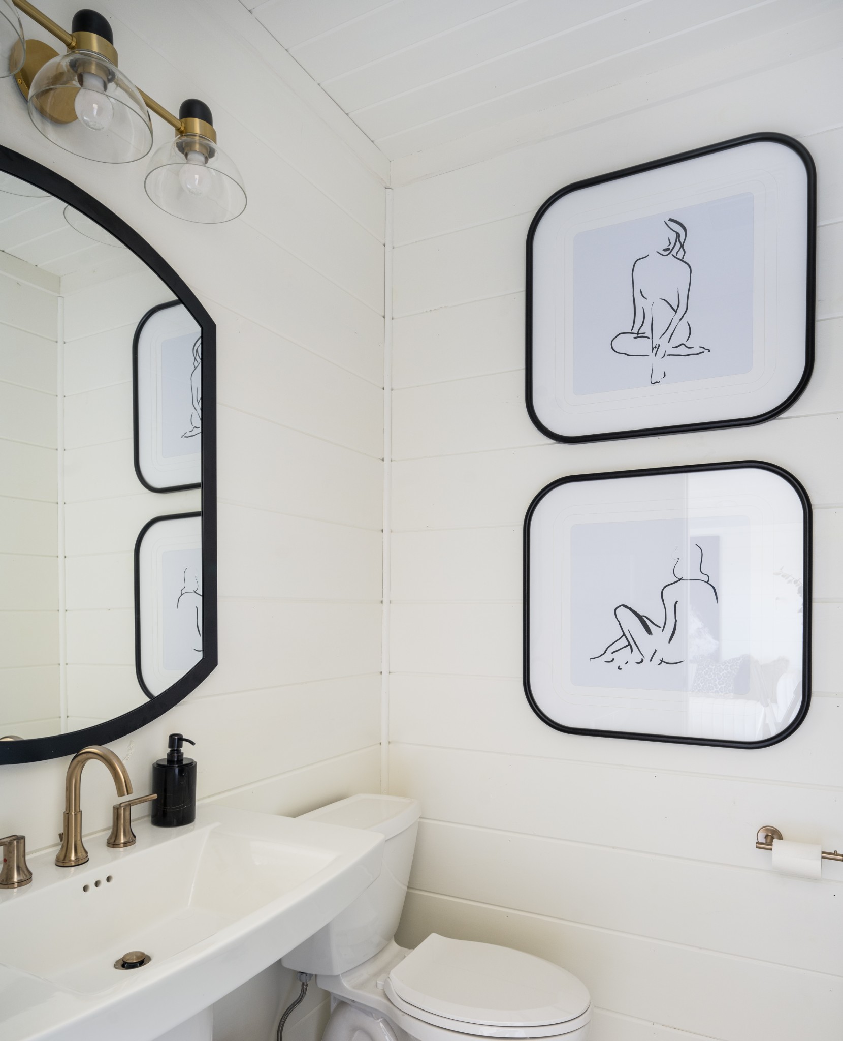 232 Waterloo Road Lawrenceburg, TN 38464 - Photo 35 of 46 a bathroom with a toilet sink and mirror