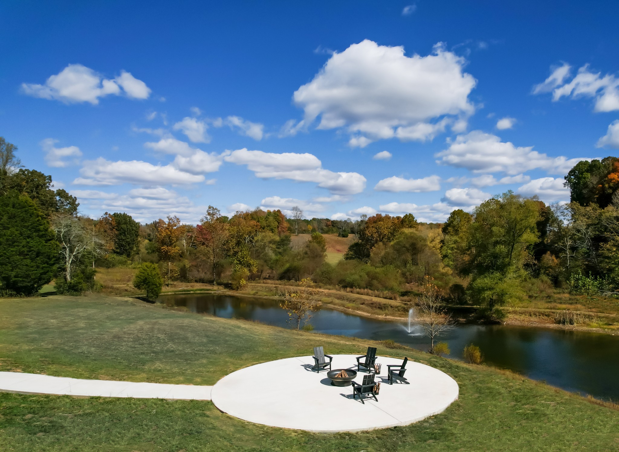 232 Waterloo Road Lawrenceburg, TN 38464 - Photo 6 of 46 a view of a lake in middle of the town
