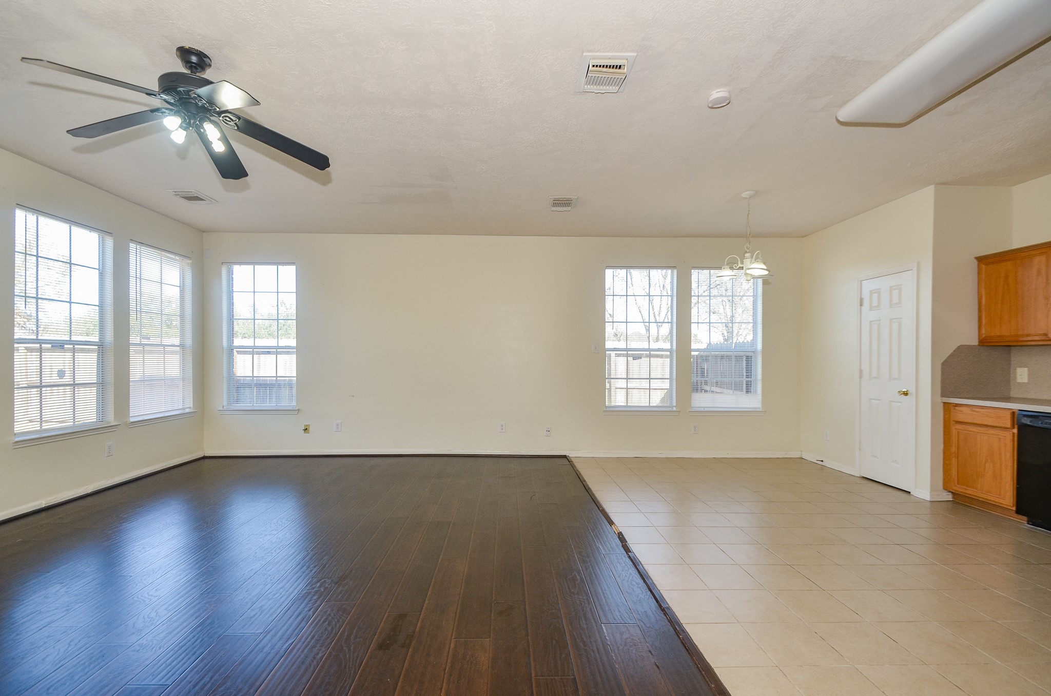 15002 Turphin Way Sugar Land, TX 77498 - Photo 15 of 31