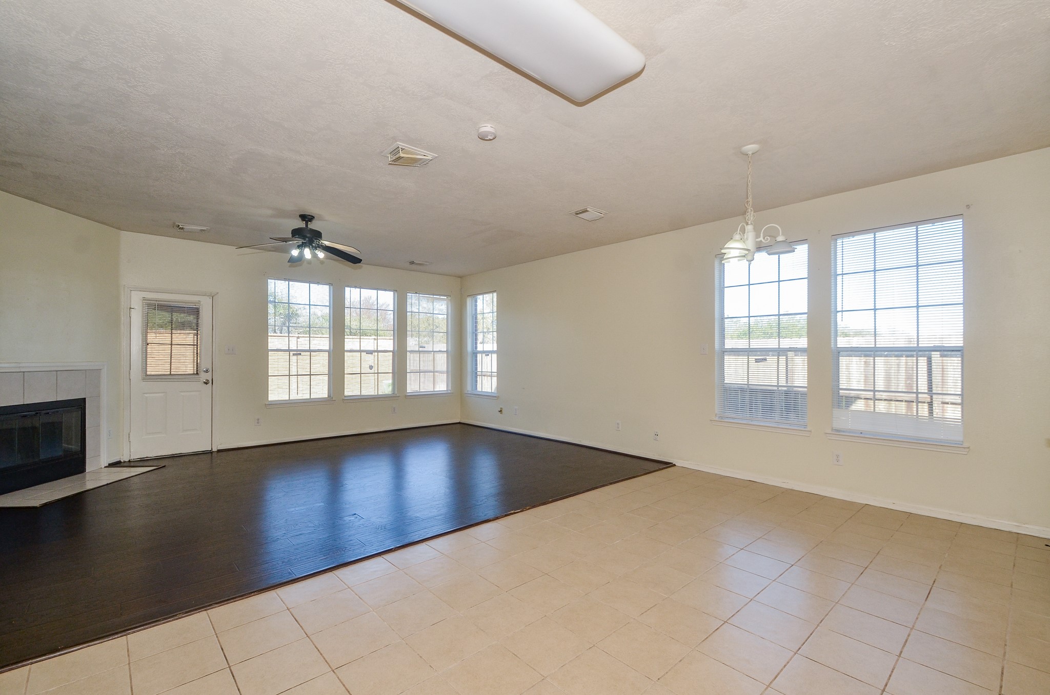 15002 Turphin Way Sugar Land, TX 77498 - Photo 16 of 31