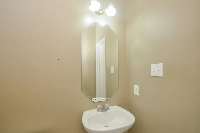 $2,099 | 15002 Turphin Way, Sugar Land, TX 77498