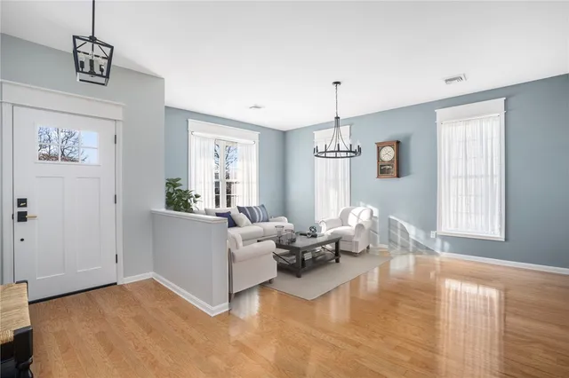 $659,900 | 23 Cambridge Circle, Smithfield, RI 02917