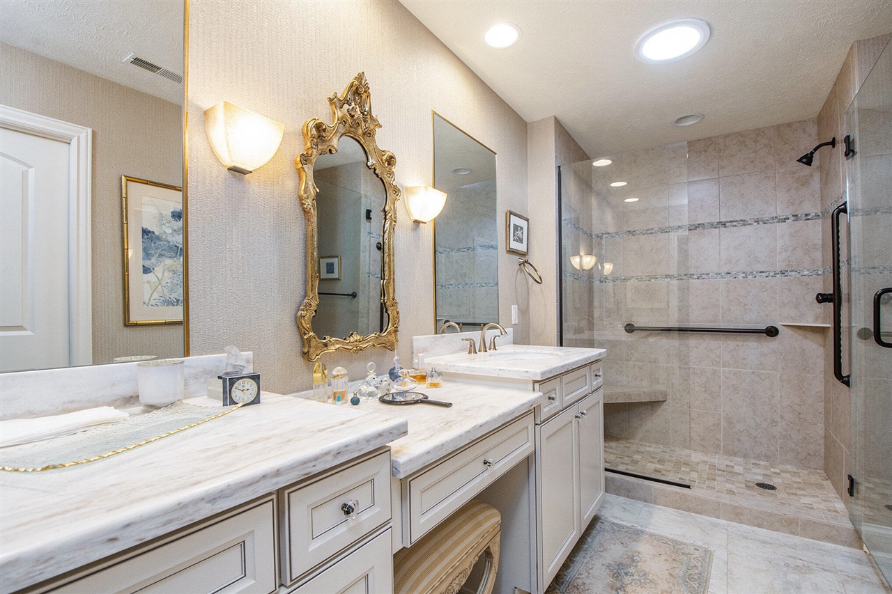 993 Bridge Walk Court Southeast, Unit 119 Ada, MI 49301 - Photo 18 of 20
