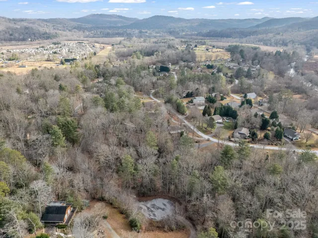 $55,000 | 17 Maple Leaf Drive, Hendersonville, NC 28739