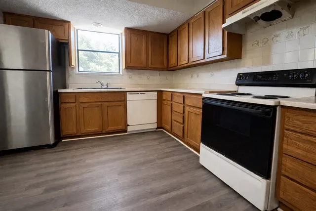 $230,000 | 611 Reed Avenue, Wharton, TX 77488