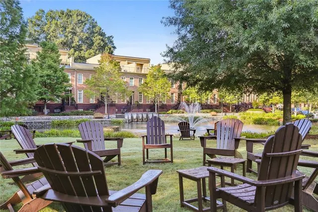 $2,900 | 200 River Vista Drive, Unit 208, Atlanta, GA 30339
