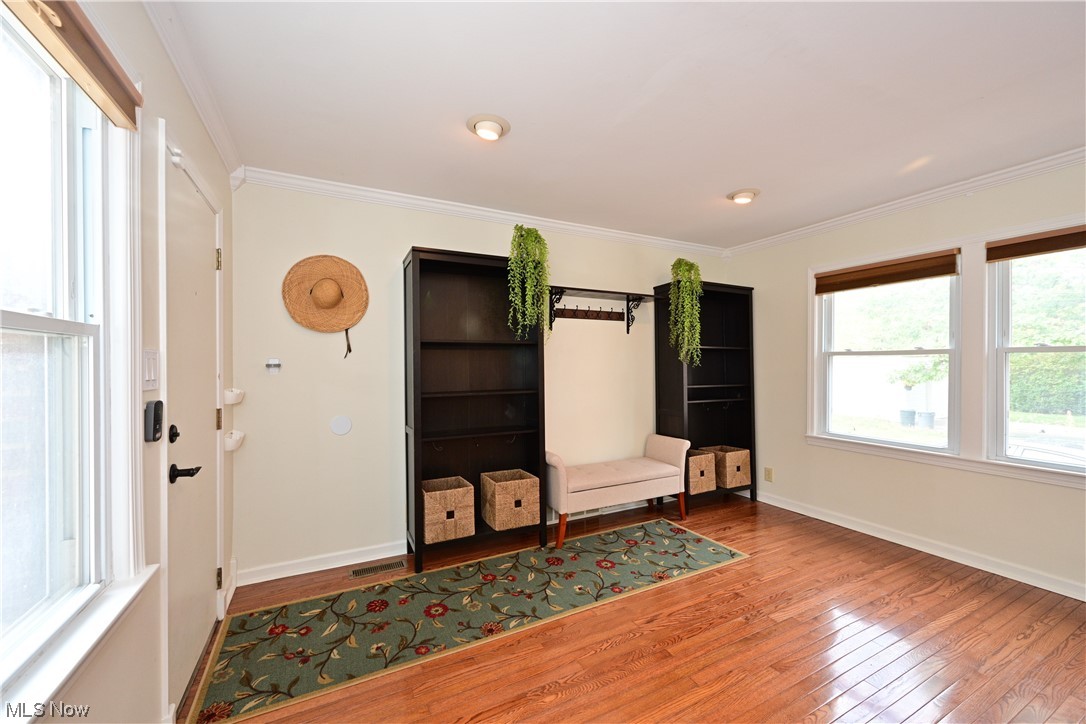 3798 Hillbrook Road Cleveland, OH 44118 - Photo 9 of 34 Hardwood floored entryway with ornamental molding