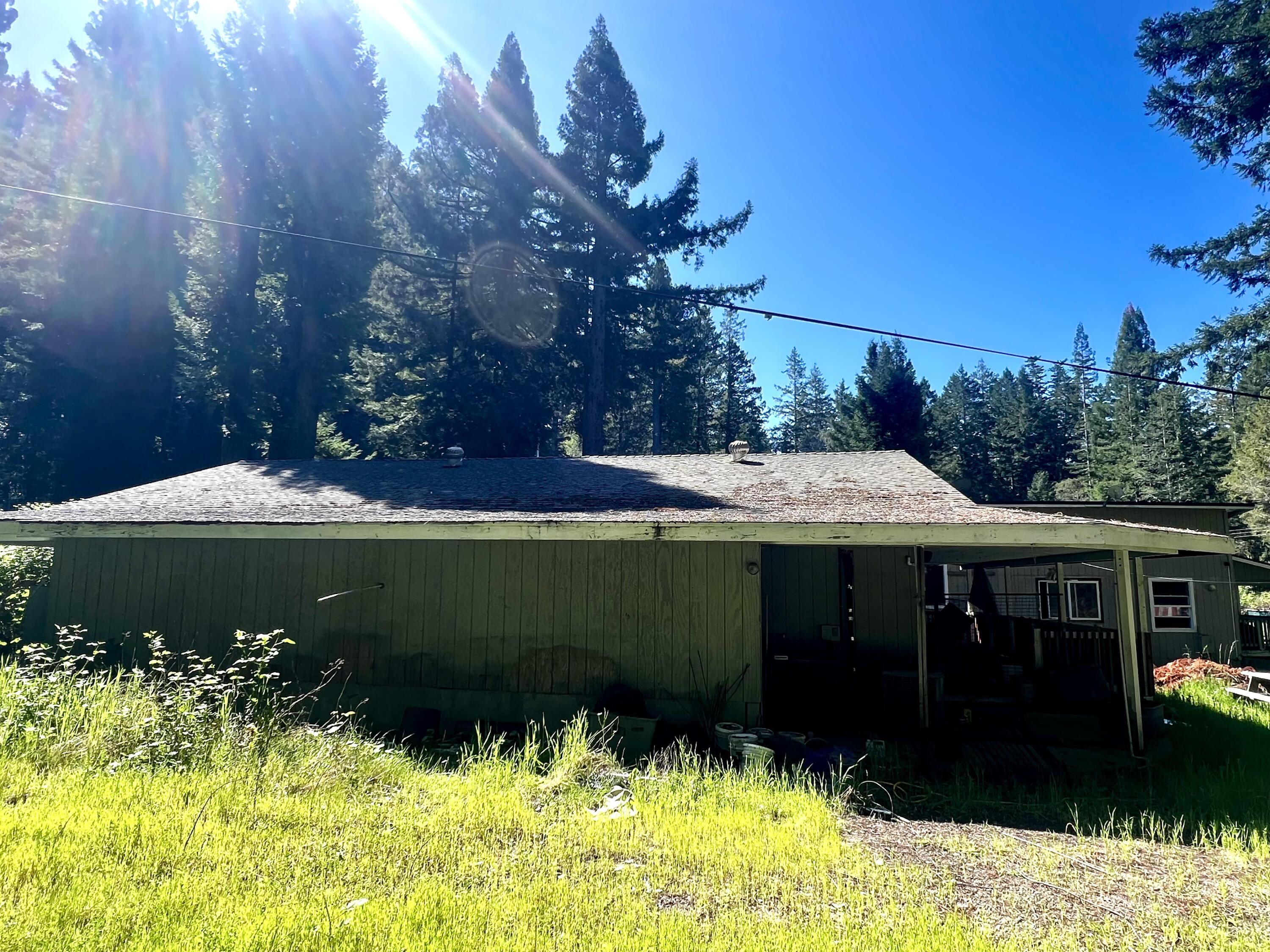 16741 Briceland Road Whitethorn, CA 95589 - Photo 3 of 10 Back of Shop