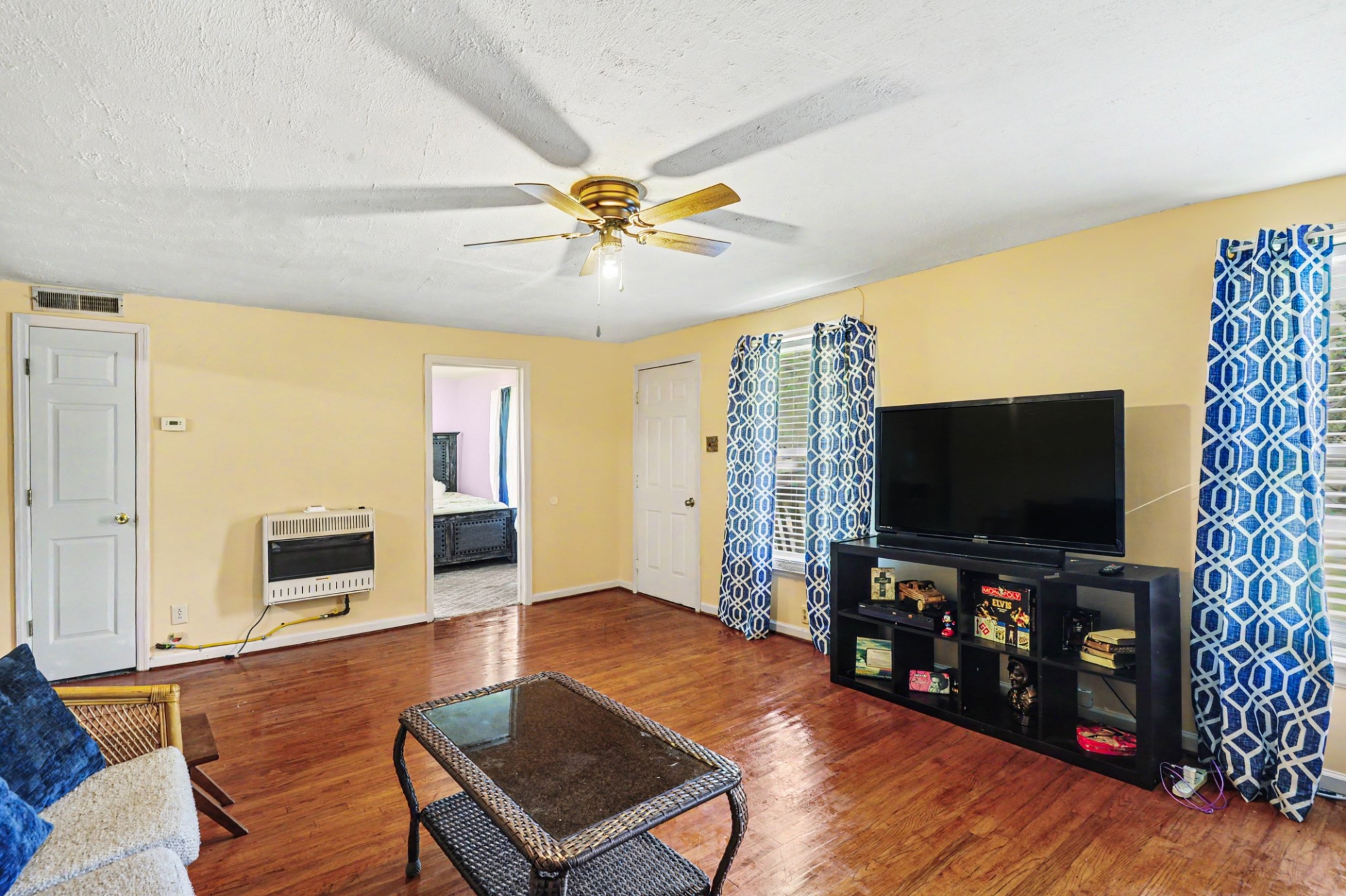 1241 Butler Bridge Road Portland, TN 37148 - Photo 5 of 15 a living room with furniture and a flat screen tv