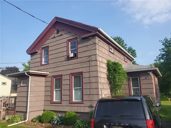 $129,000 | 32 Geddes Street, Murray, NY 14470