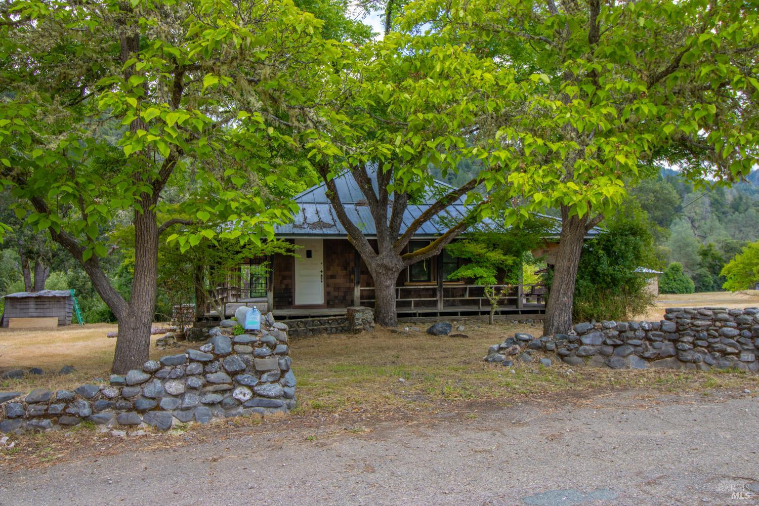 18601 Van Arsdale Road Potter Valley, CA 95469 - Photo 19 of 41