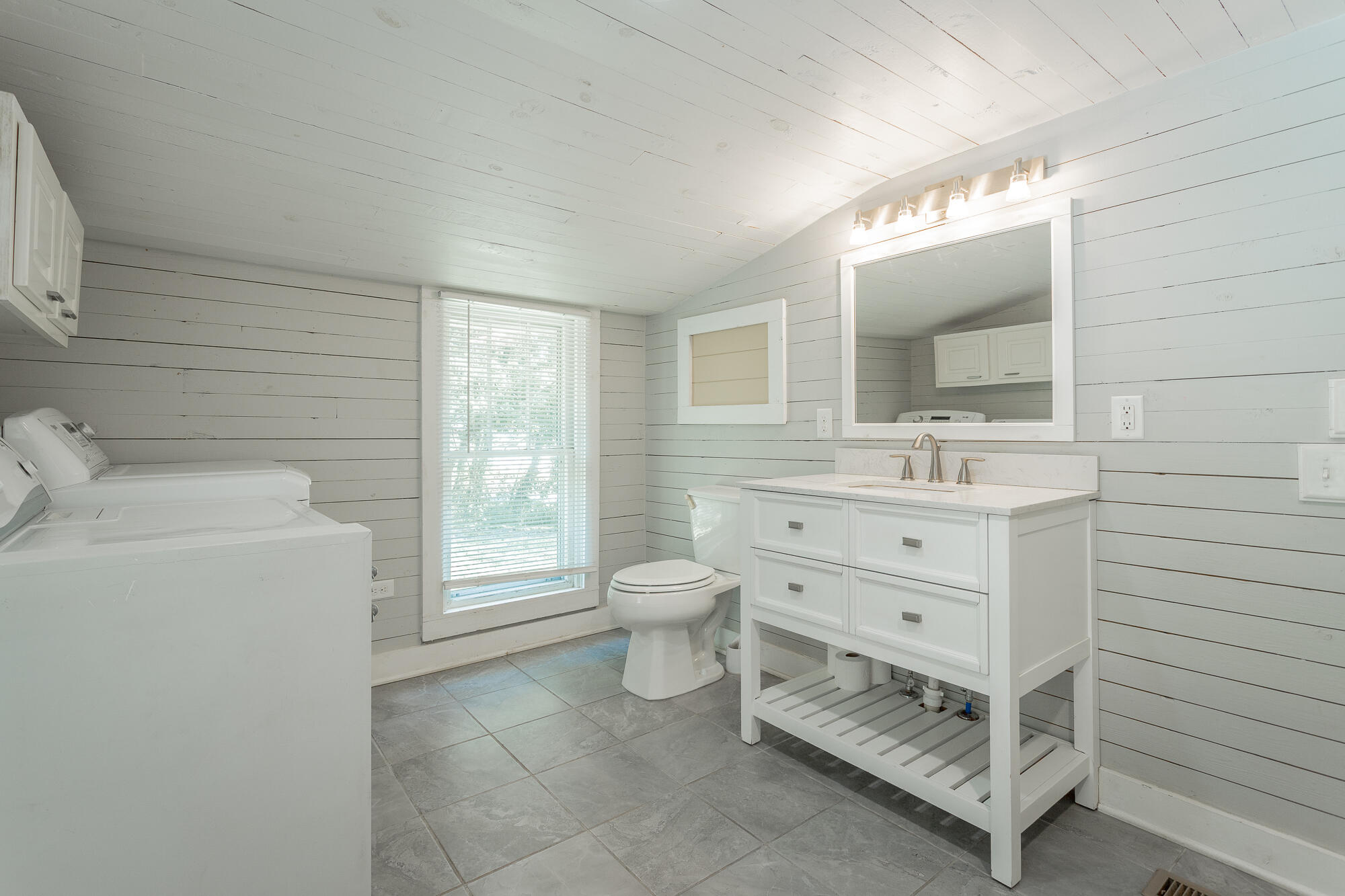 463 Griffith Highway Jasper, TN 37347 - Photo 34 of 52 463 Griffith Highway HD-15