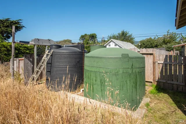 $425,000 | 19460 Highway 1, Manchester, CA 95459