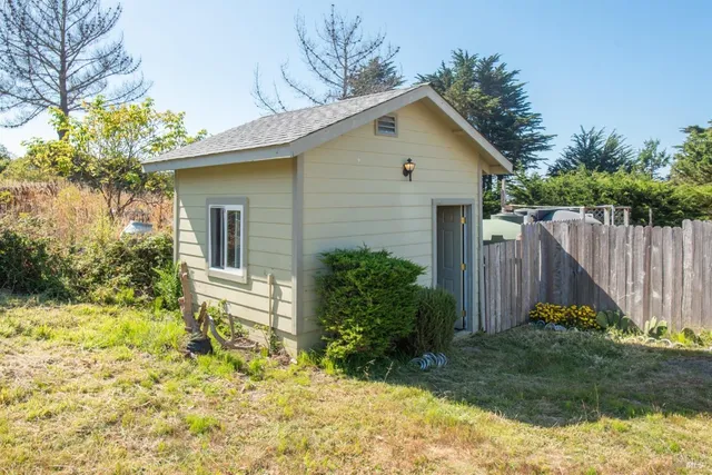 $425,000 | 19460 Highway 1, Manchester, CA 95459