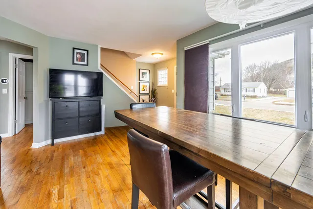 $284,900 | 4102 Riverview Drive, La Crosse, WI 54601