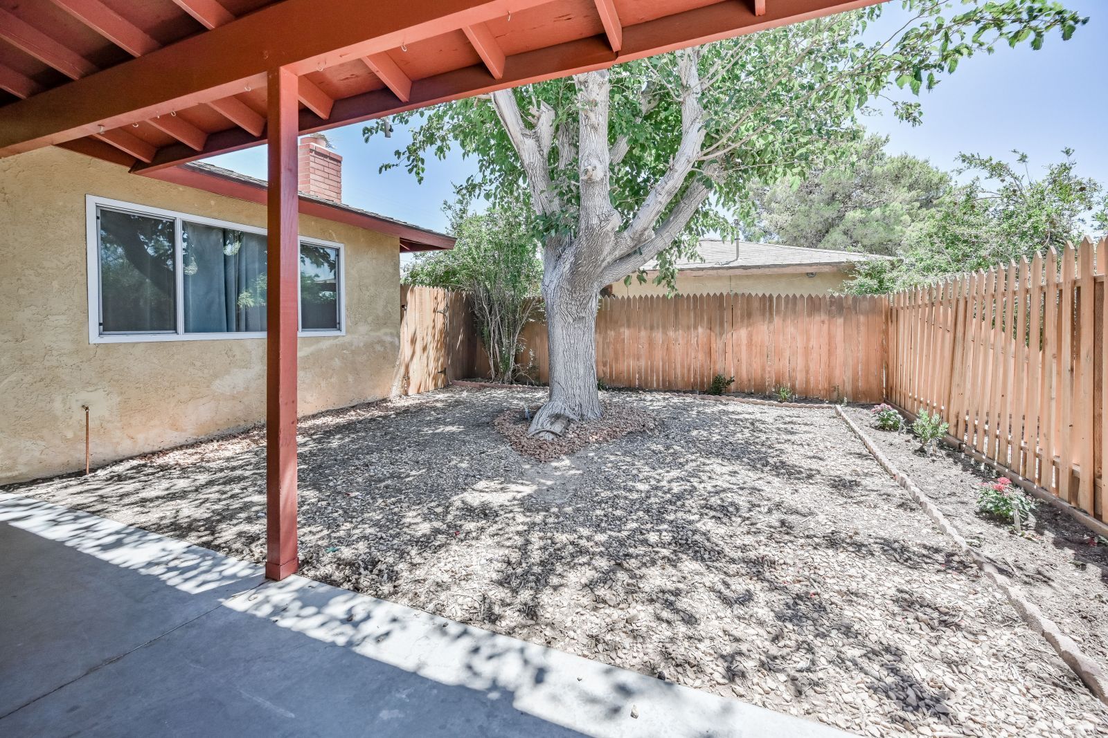 1224 West Iowa Avenue Ridgecrest, CA 93555 - Photo 4 of 22