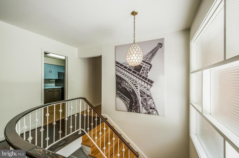 6252 Clearwood Road Bethesda, MD 20817 - Photo 20 of 30 Interior (General)