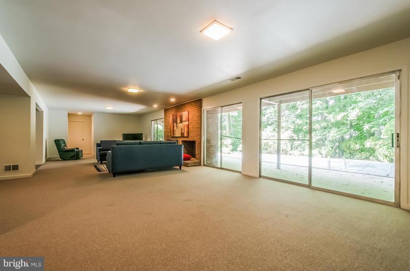6252 Clearwood Road Bethesda, MD 20817 - Photo 25 of 30 Basement