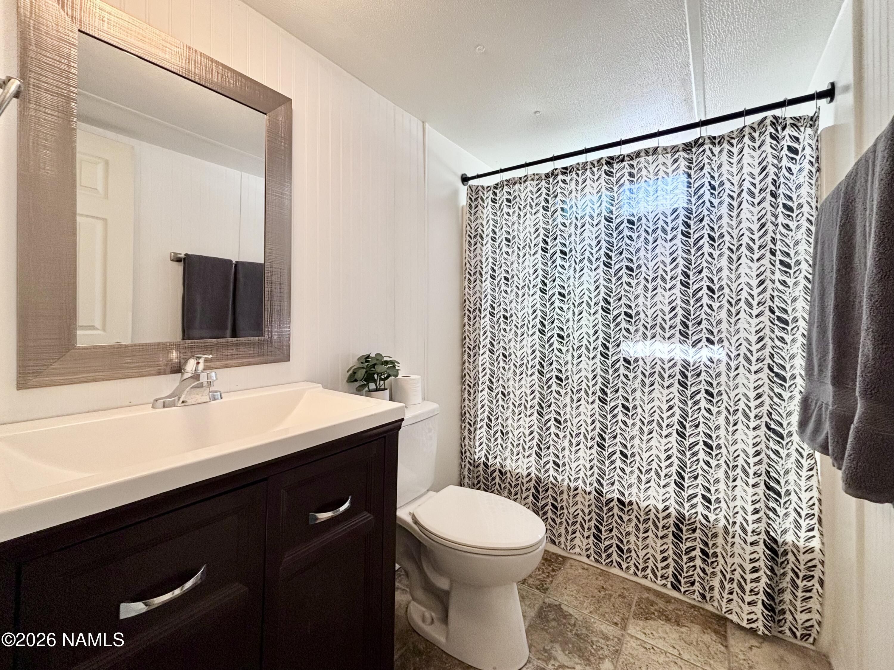 4805 South Thorn Road, Unit 1 Flagstaff, AZ 86005 - Photo 12 of 21 Updated Bathroom