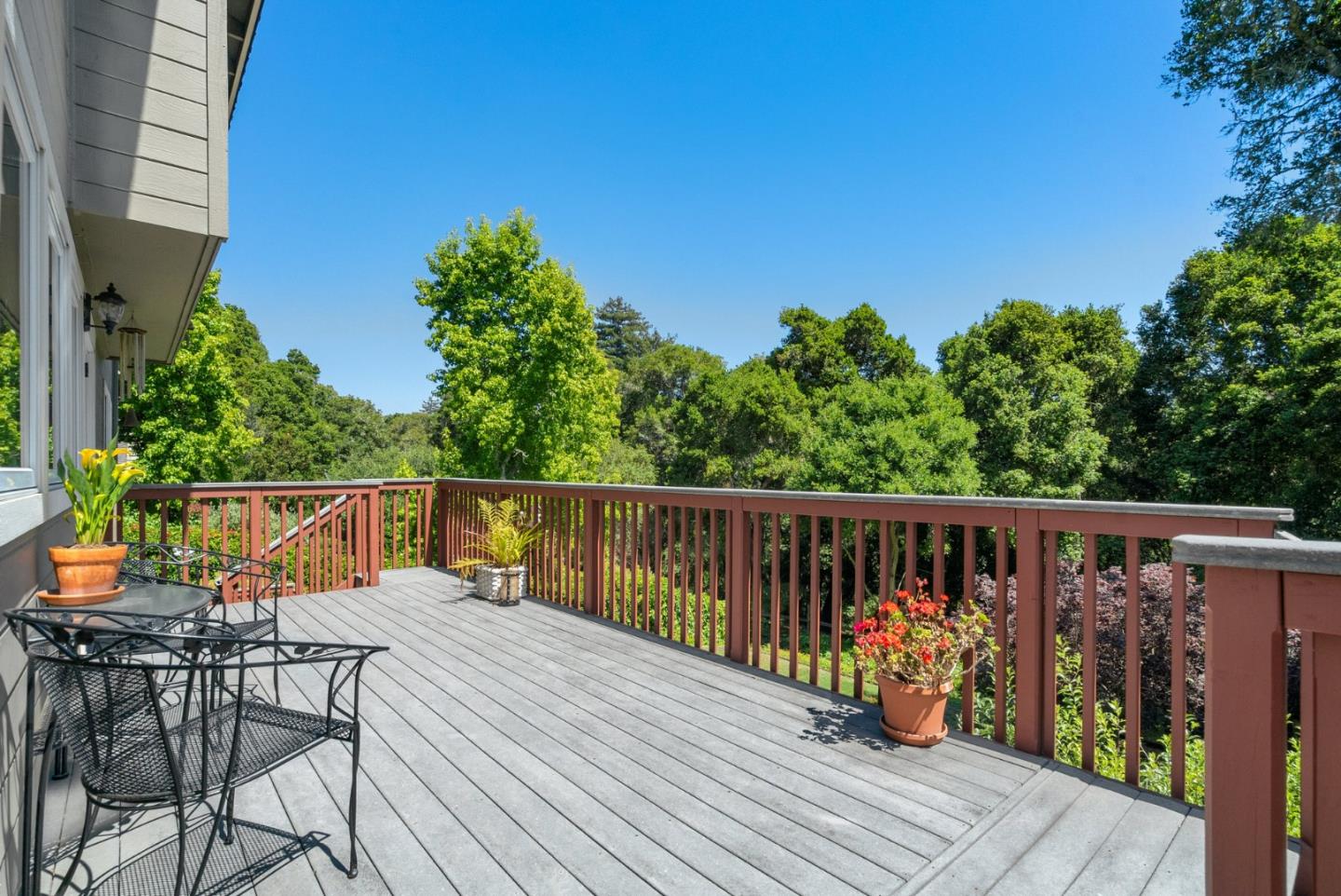 144 Victoria Lane Aptos, CA 95003 - Photo 25 of 36 a balcony with wooden floor and fence