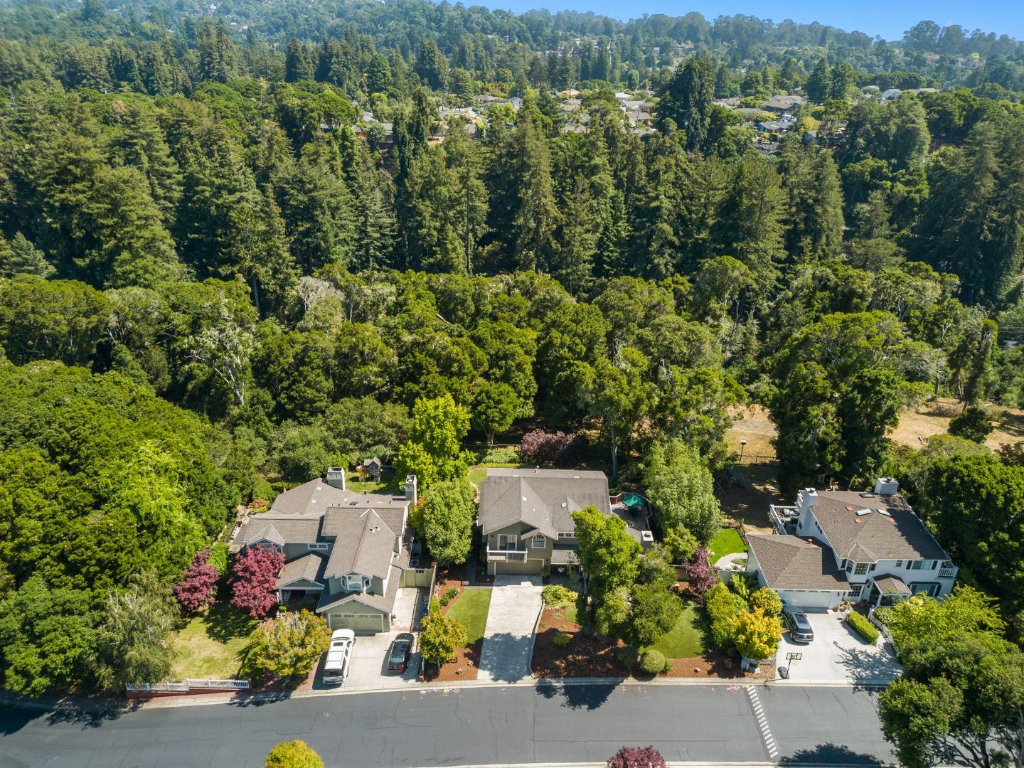 144 Victoria Lane Aptos, CA 95003 - Photo 33 of 36 an aerial view of a house with a yard