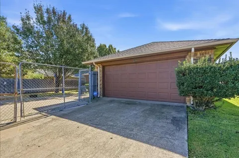 $368,990 | 217 Faircrest Drive, Garland, TX 75040