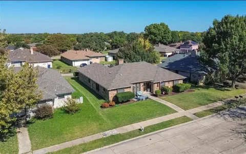 $368,990 | 217 Faircrest Drive, Garland, TX 75040