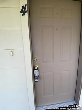 $1,025 | 930 Drury Lane, Unit 4, San Antonio, TX 78221