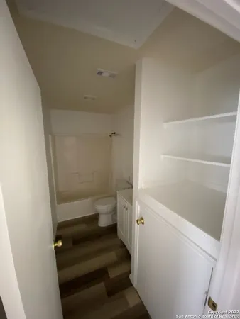 $1,025 | 930 Drury Lane, Unit 4, San Antonio, TX 78221