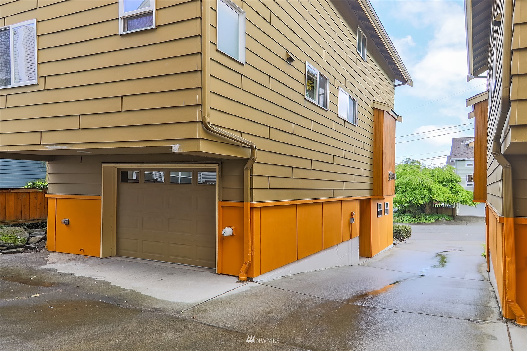 2114 West Ruffner Street Seattle, WA 98199 - Photo 23 of 24 Gallery Image 23