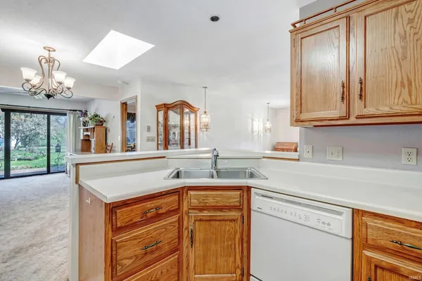 $164,900 | 709 B Arcadia Court, Kendallville, IN 46755