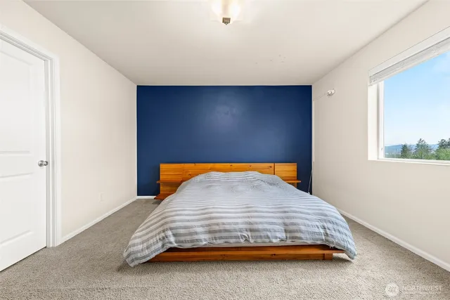 $839,950 | 21056 37th Court South, Unit 9, SeaTac, WA 98198